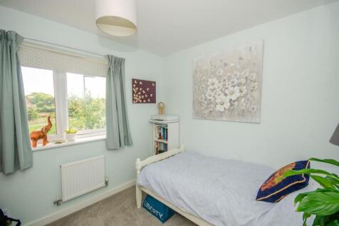 Bedroom 4.jpg