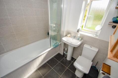 Bathroom.jpg