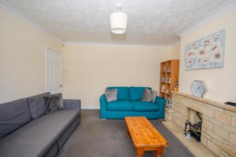 Lounge pic 2.jpg