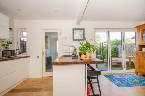 Kitchen-breakfast room.jpg