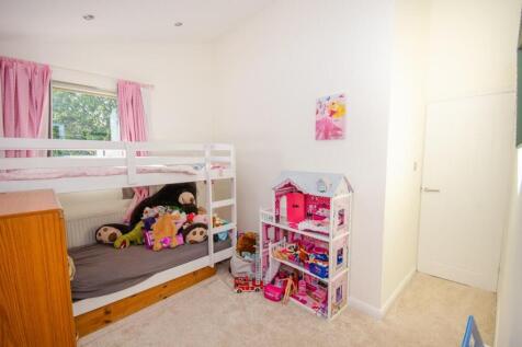 Bedroom 2.jpg