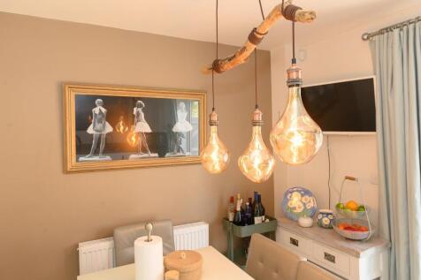 Kitchen pic 4.jpg