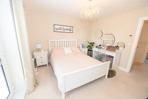 Bedroom one.jpg