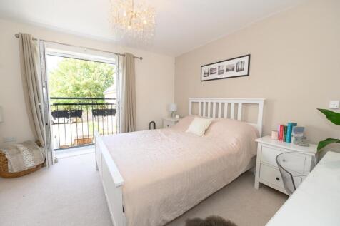 Bedroom one pic 3.jpg