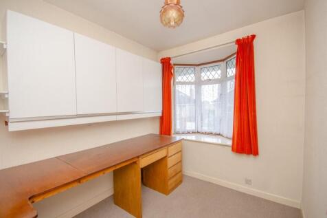 Bedroom 3.jpg