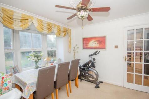 Dining room.jpg