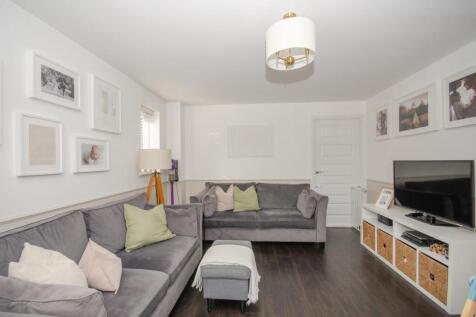 Lounge pic 2.jpg
