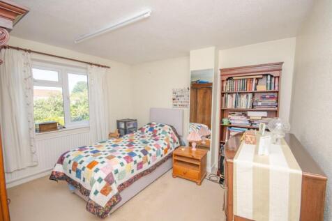 Bedroom two.jpg