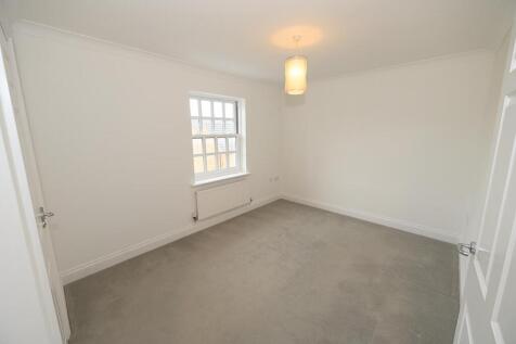 Bedroom  1.jpg