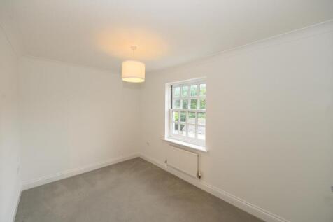 Bedroom 2.jpg