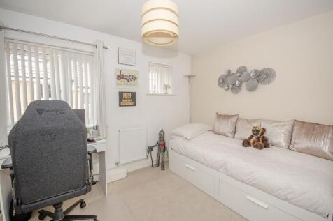 Bedroom two.jpg