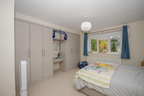 Bedroom 2.jpg