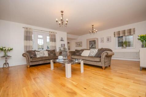 Living room.jpg