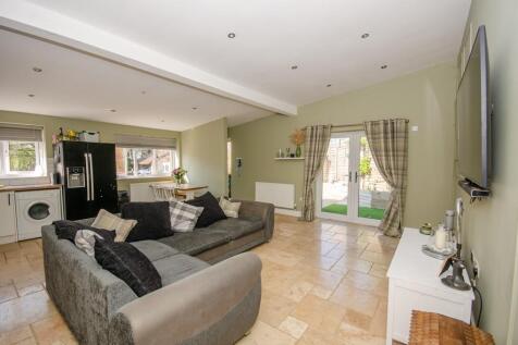 Annexe living area.jpg