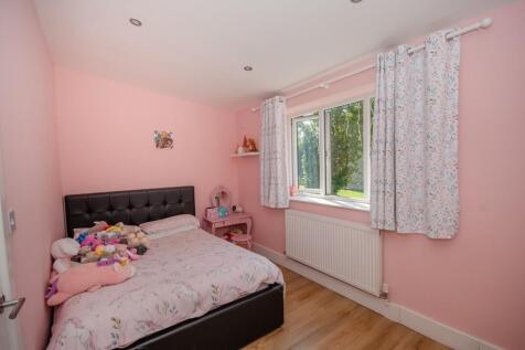 Annexe bedroom two.jpg