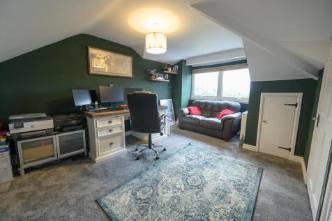 Bedroom 5-loft room pic 2.jpg