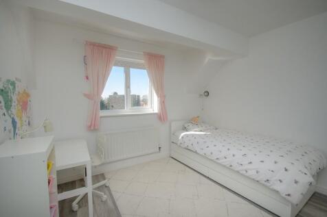 Bedroom 2.jpg