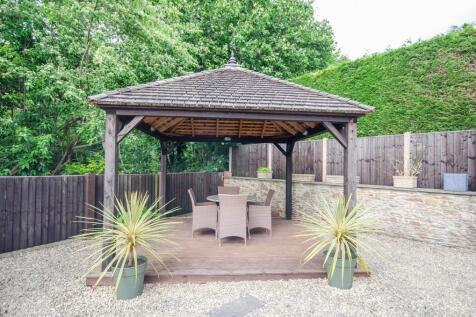 Pergola.jpg