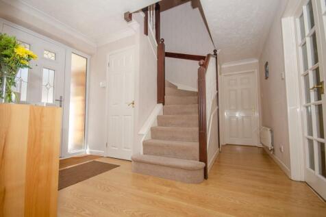 Entrance hall.jpg
