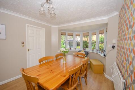 Dining room.jpg
