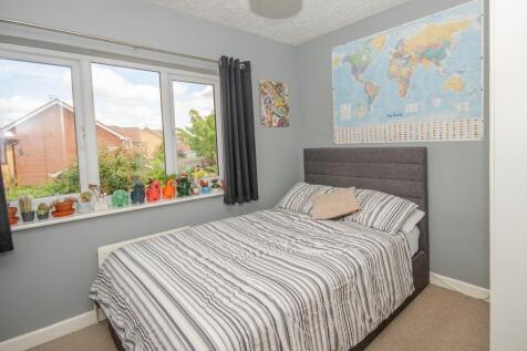 Bedroom two.jpg
