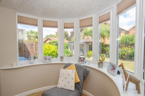 Dining room window.jpg