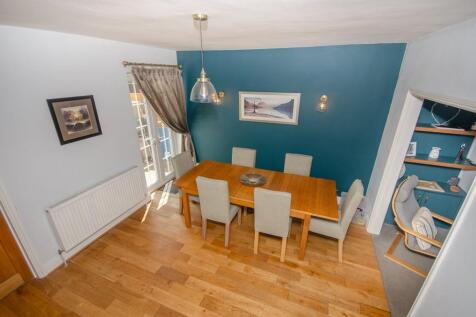 Dining area.jpg