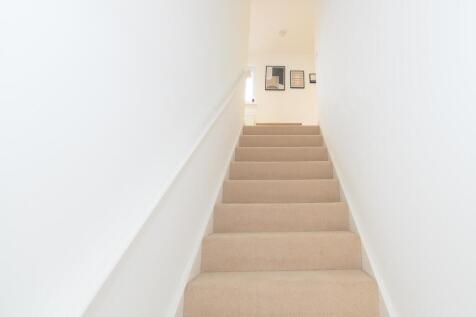 Entrance hall.jpg