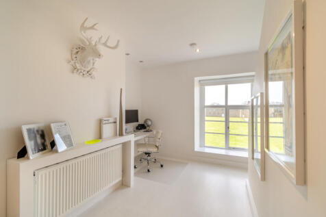8578894-interior3...