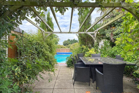 Property Image 32
