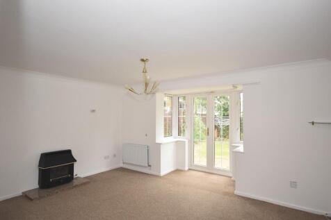 Living room 4.JPG