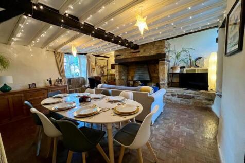 Lounge/Snug