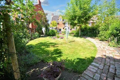 Rear Gardens