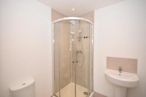 Ensuite 1.JPG