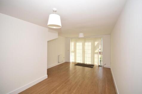 Living room 1.JPG