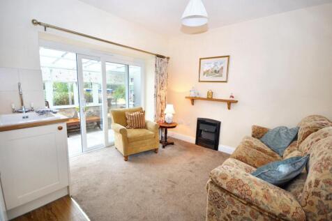 Living Room/Kitchen