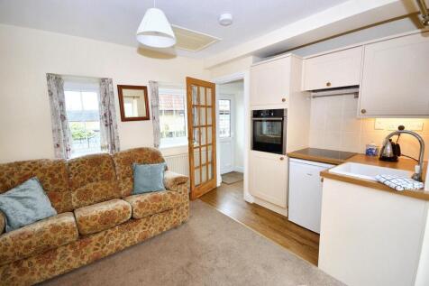 Living Room/Kitchen