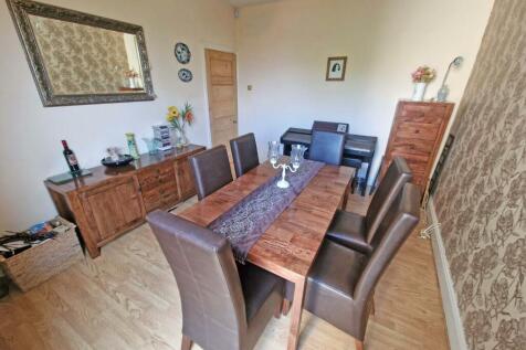 Dining Room1.jpg