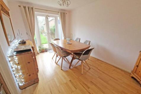 Dining room1.jpg