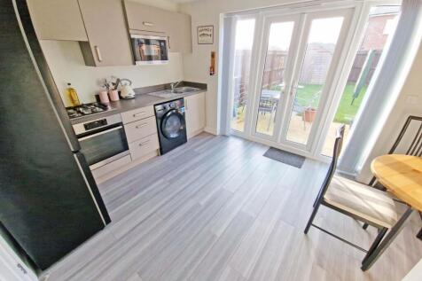 Kitchen1.jpg