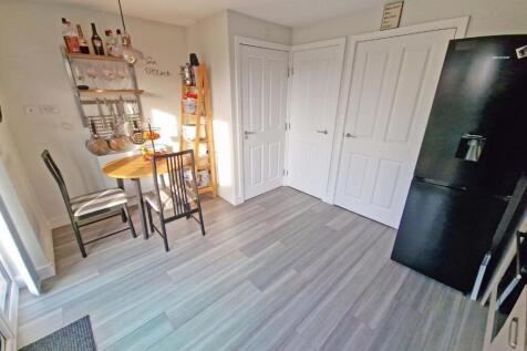 kitchen2.jpg