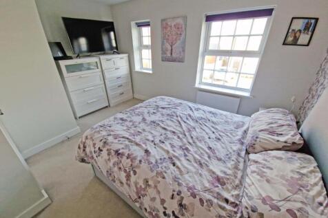 Bedroom1a.jpg