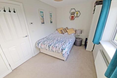 Bedroom2a.jpg
