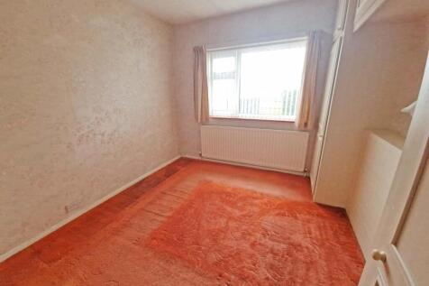 bedroom1a.jpg