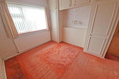 bedroom1.jpg