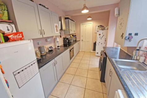 Kitchen1.jpg