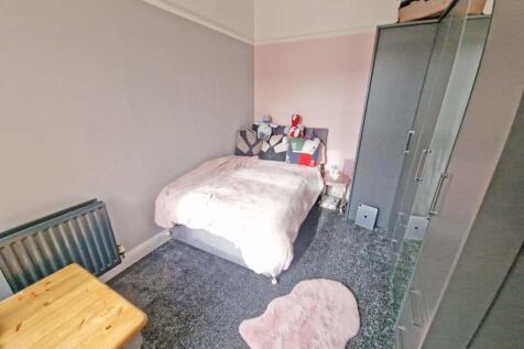 Bedroom2.jpg