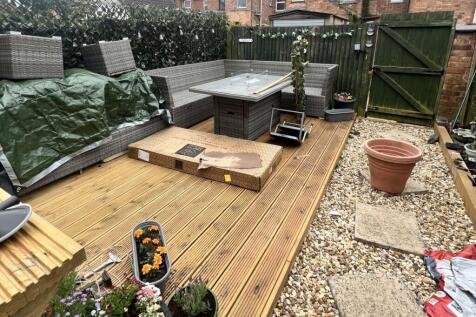 garden1.jpg
