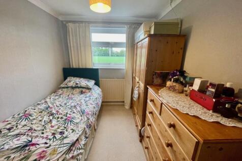 144Montague14.jpg
