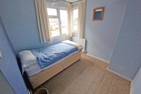 bedroom3.jpg